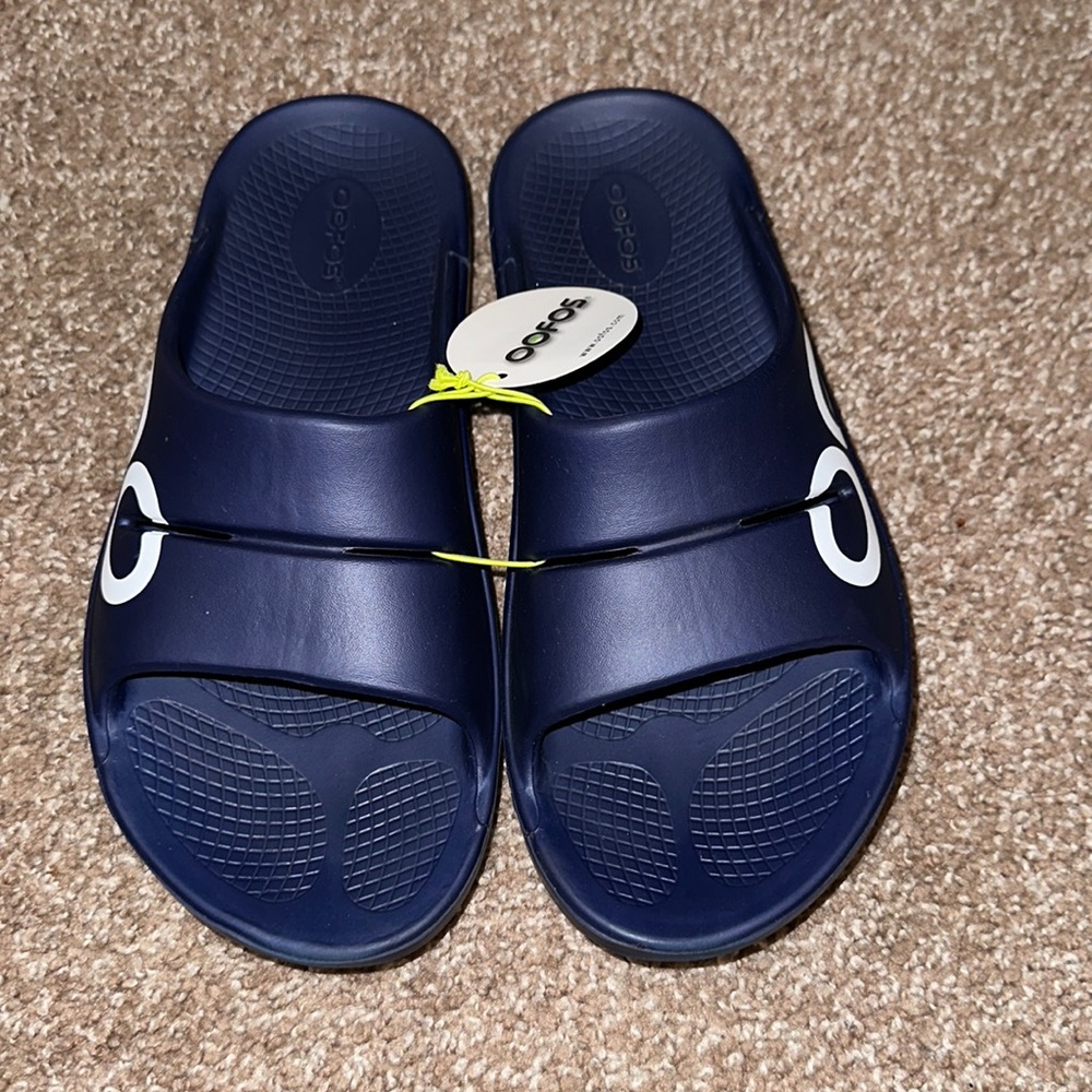 Unisex OOFOS OOahh sport in Navy